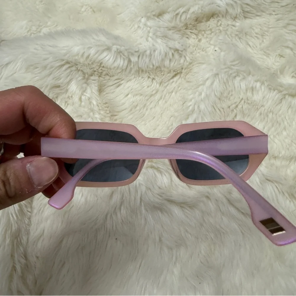 Le Specs La Dolce Vita sunglasses - Picture 3 of 5